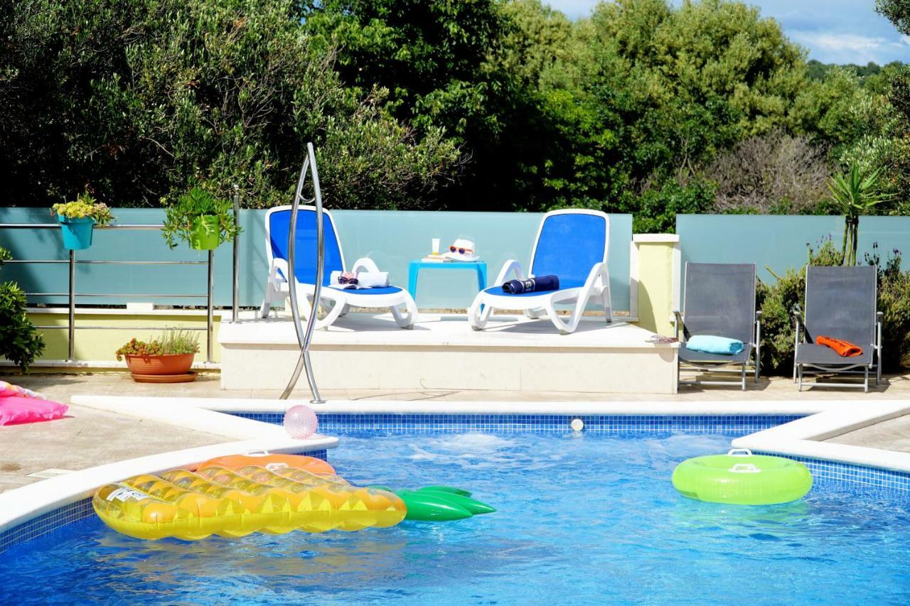 Apartments Petra Трогир Екстериор снимка