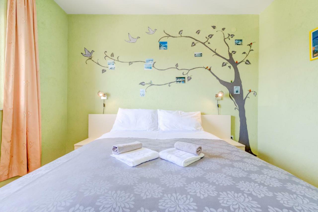 Apartments Petra Трогир Екстериор снимка