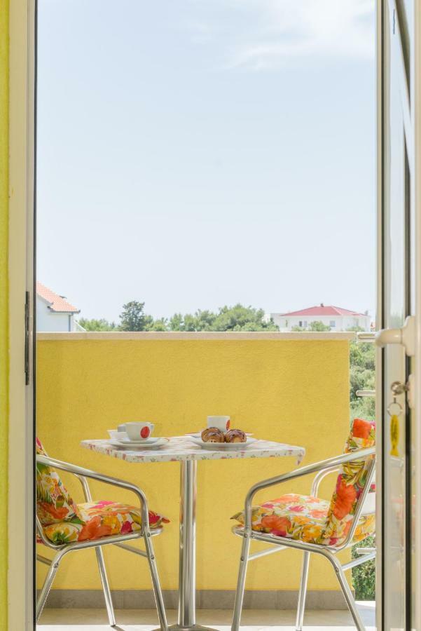 Apartments Petra Трогир Екстериор снимка
