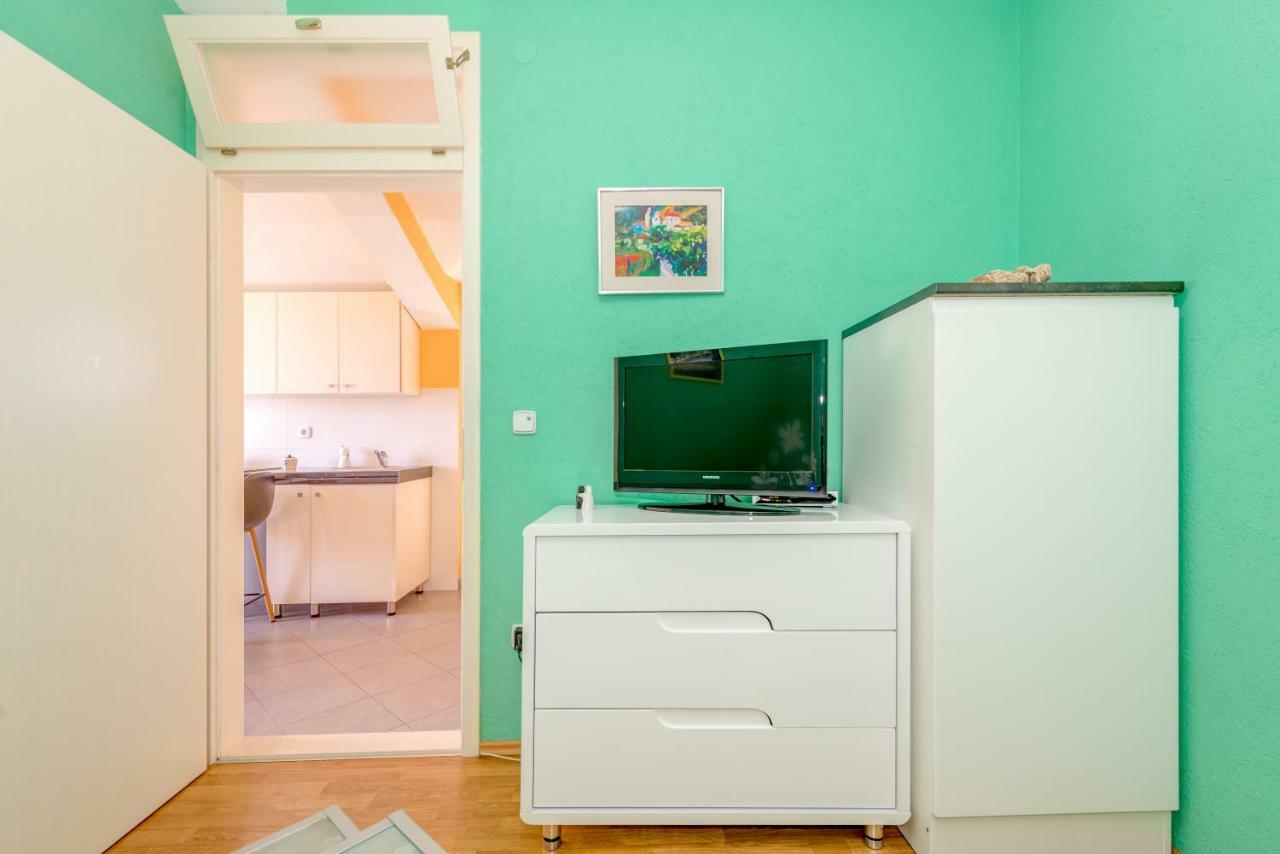 Apartments Petra Трогир Екстериор снимка