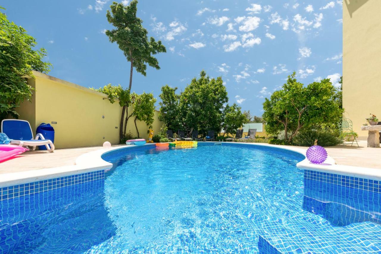 Apartments Petra Трогир Екстериор снимка